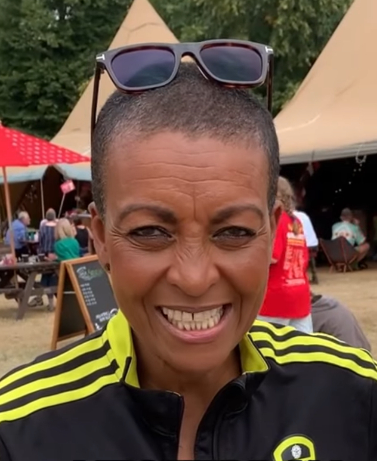 Foto de Adjoa Andoh
