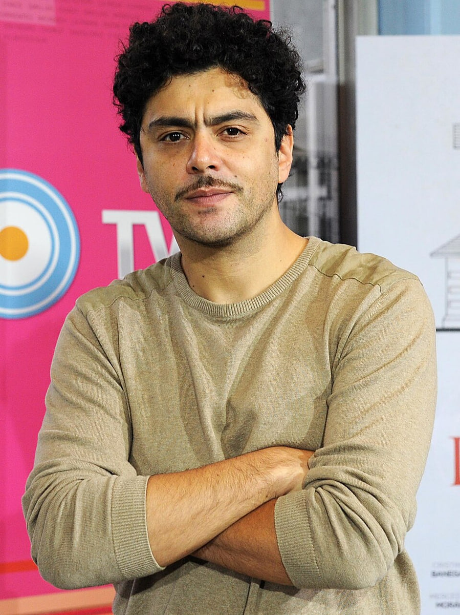 Retrato de Alberto Ajaka
