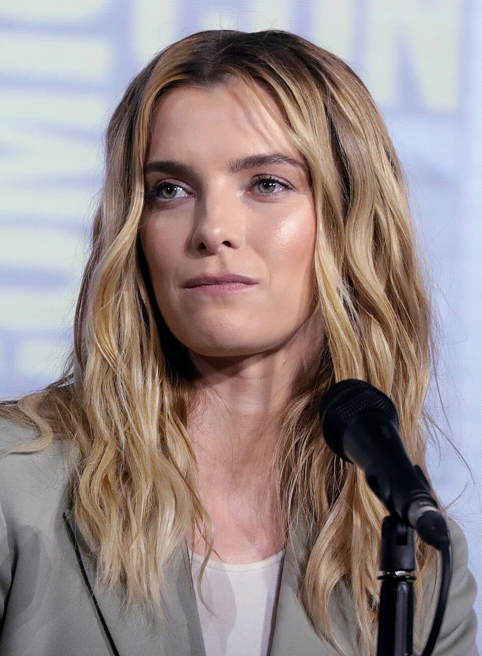 Foto de Betty Gilpin