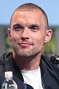 Foto de Ed Skrein