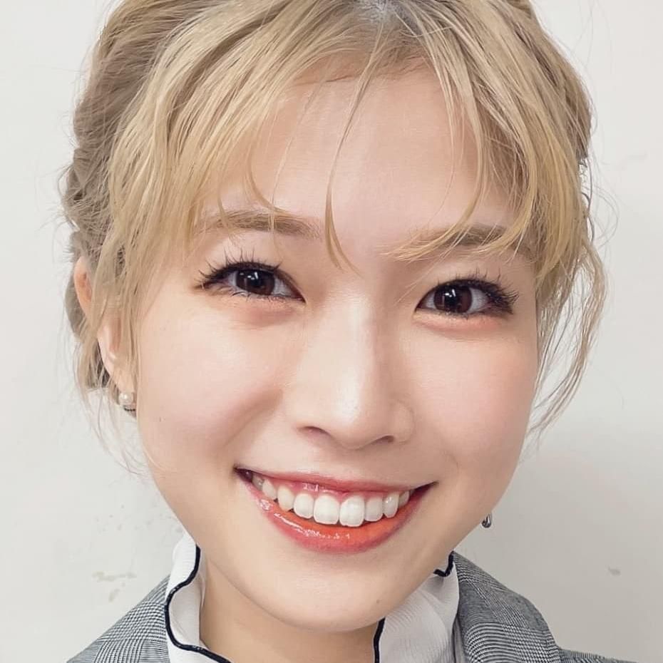 Foto de Yoshino Aoyama